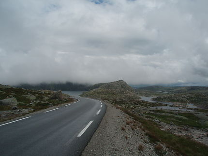 Entre ciel et roches en Norvège