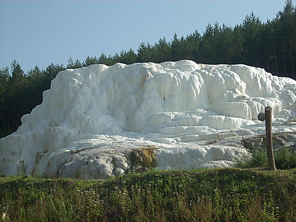 Egerszalók - Vue sur la cascade de sel