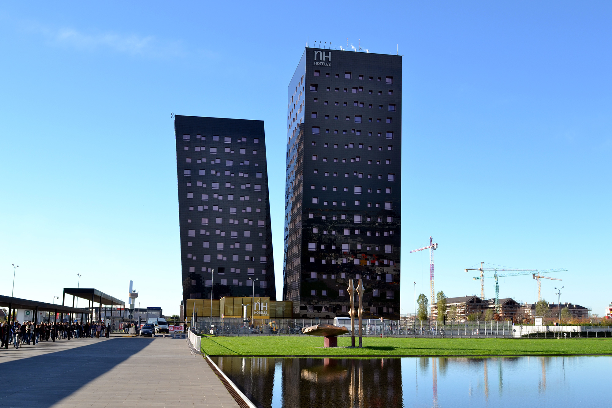 Les tours les plus étonnantes du monde