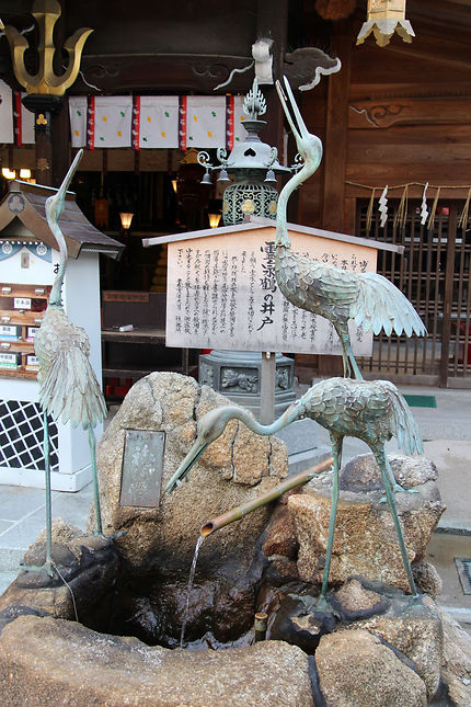 Sanctuaire Kushida, fontaine