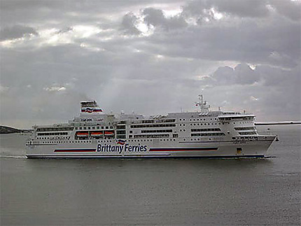 Plymouth - Ferry en provenance de Roscoff