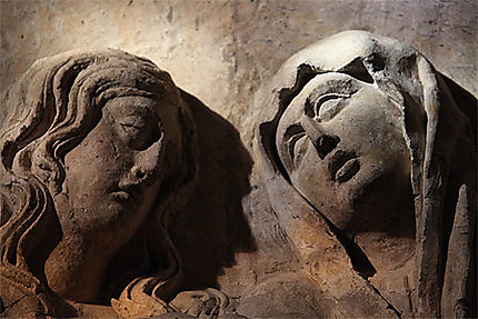 Extrait mise au tombeau Marie-Madeleine et la Vierge Marie