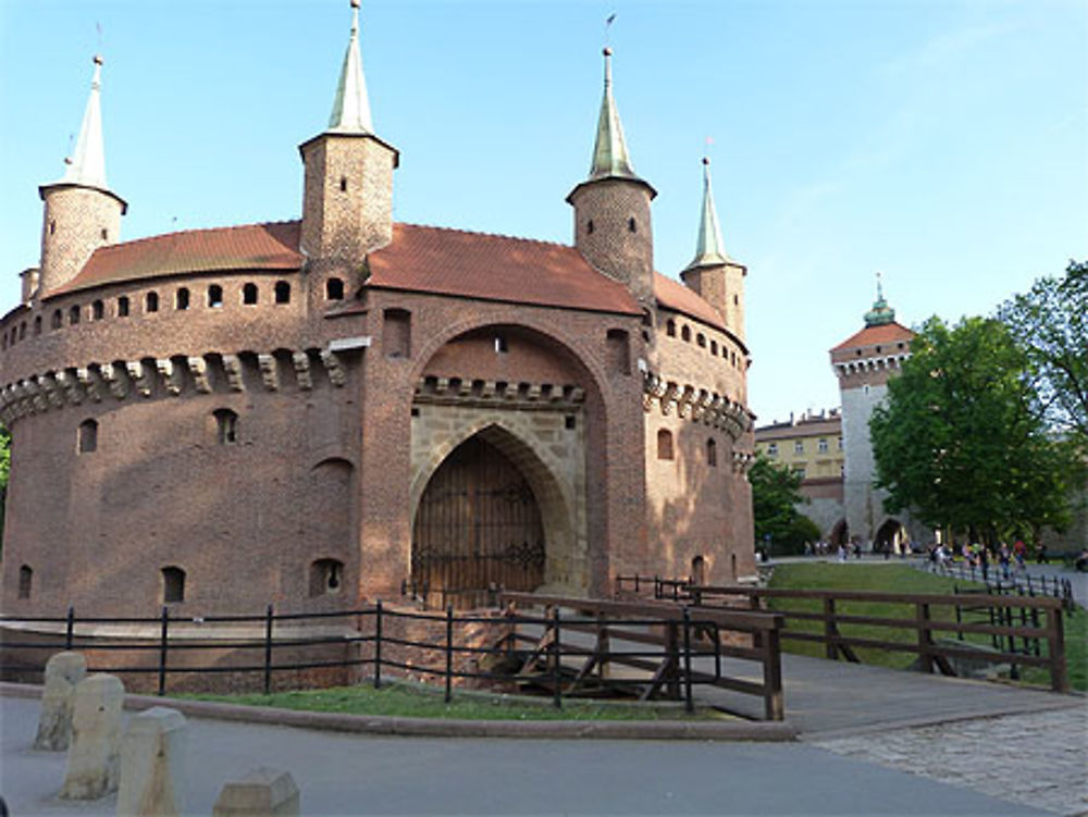 Barbacane et Remparts 