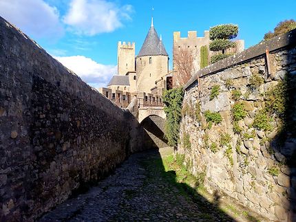 Rues venteuses à Carcassonne