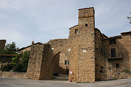 Porte du village de Monticchiello