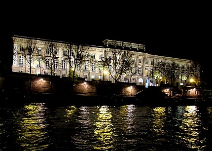 La Monnaie de Paris la nuit