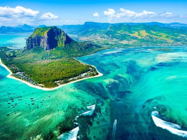 &Icirc;le Maurice : lagons turquoise et d&eacute;tente