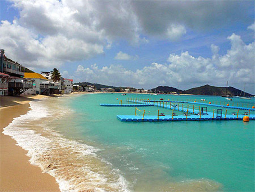 La piscine flottante de Grand Case