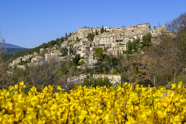 Lurs, un village culturel en Provence