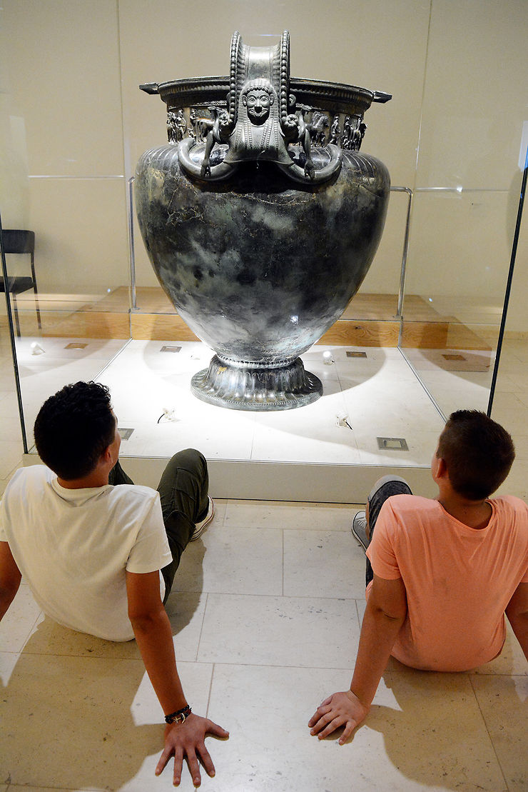 Découvrir le plus ancien vase antique du monde à Châtillon-sur-Seine