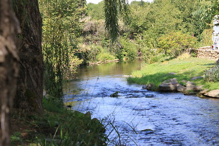 Le Sor s'échappe dans la verdure