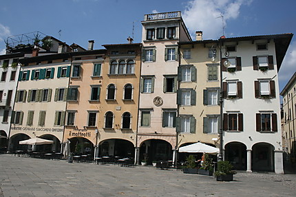 Habitations de la piazza San Giacomo