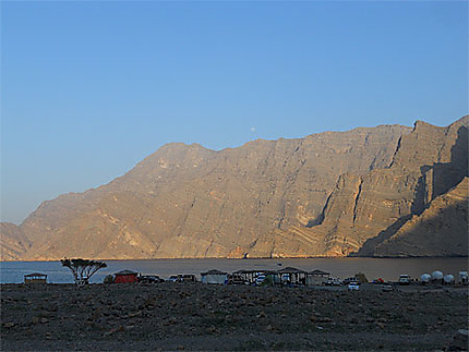 Campements à Khor Al Nadj