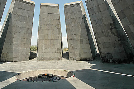 Yerevan : mémorial du génocide arménien