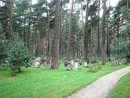 Skogskyrkogarden : le Cimetière des Bois