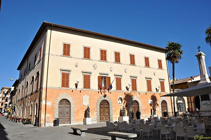 Hôtel de ville à Orbetello
