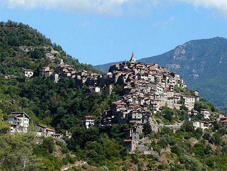 Village d'Apricale Village d'Apricale