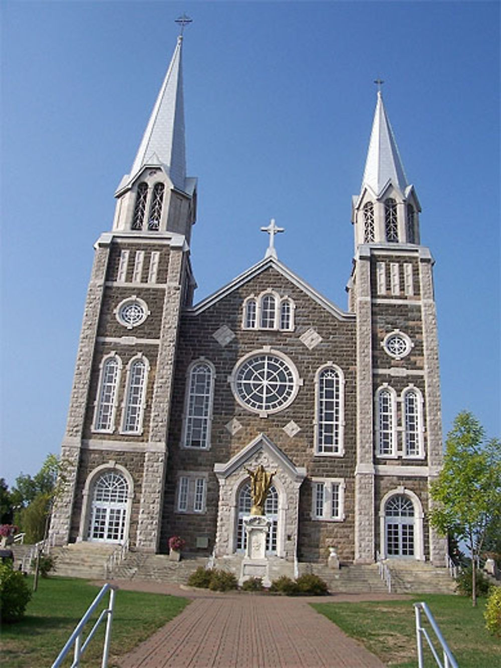 Baie St Paul: L'église