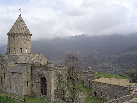 Tatèv Tatèv