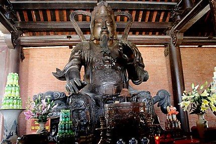 Le plus grand bouddha du Vietnam