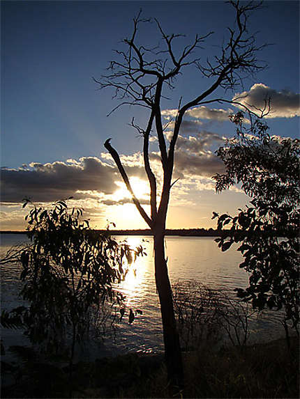 Coucher de soleil sur le lac Maraboon