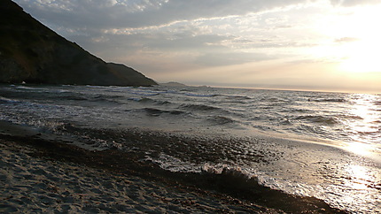 Saleccia, soleil couchant sur la plage