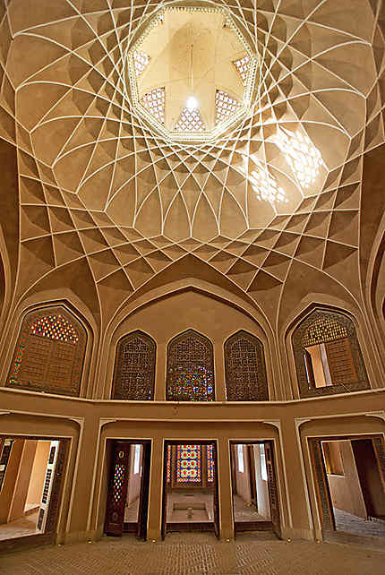 Intérieur du Bagh-e Dolat Abad