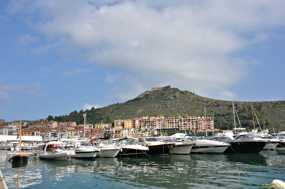 Le port de Porto Ercole