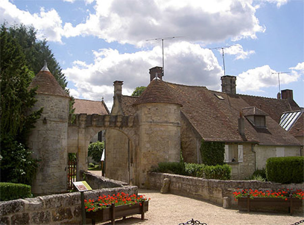 Entrée d'un petit village forestier