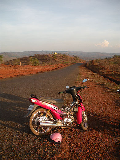 Ballade à moto au mondolkiri Ballade à moto au mondolkiri