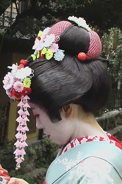 Geisha dans le quartier de Gion