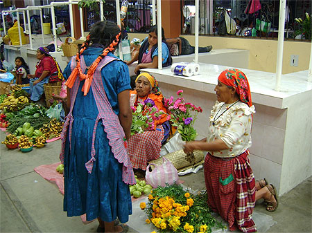 Femmes au marché de Tlacolula Femmes au marché de Tlacolula