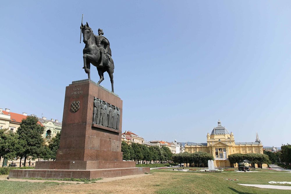 Place du Roi Tomislav