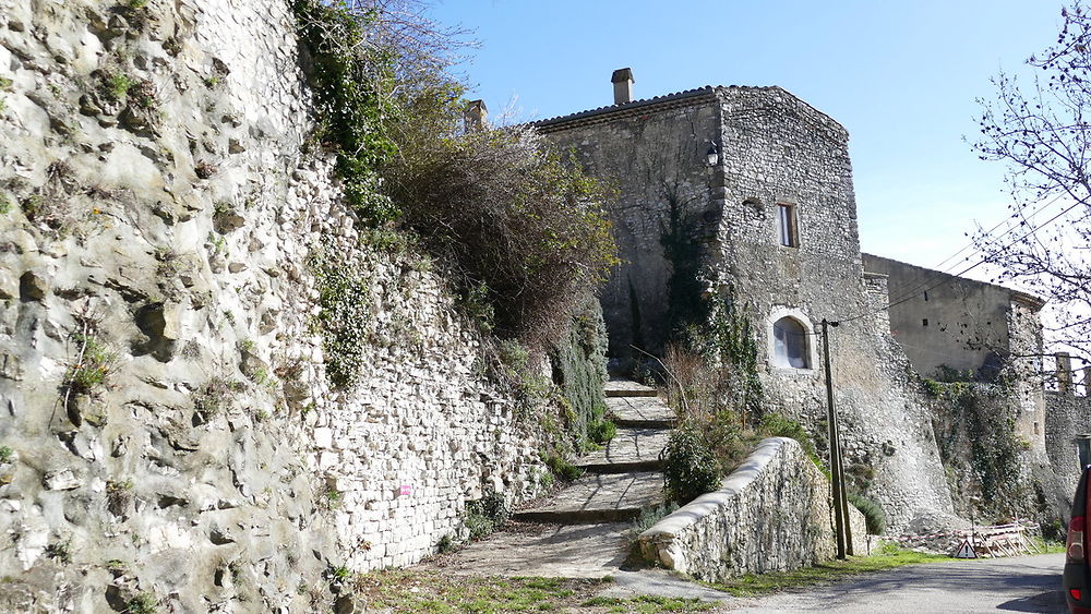 Rue de conte de Poitiers