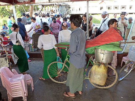 Retour de Dalla pour Yangon