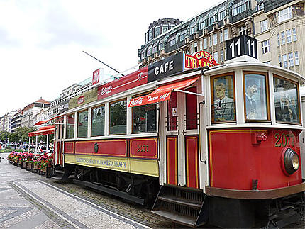 Un tram place Venceslas