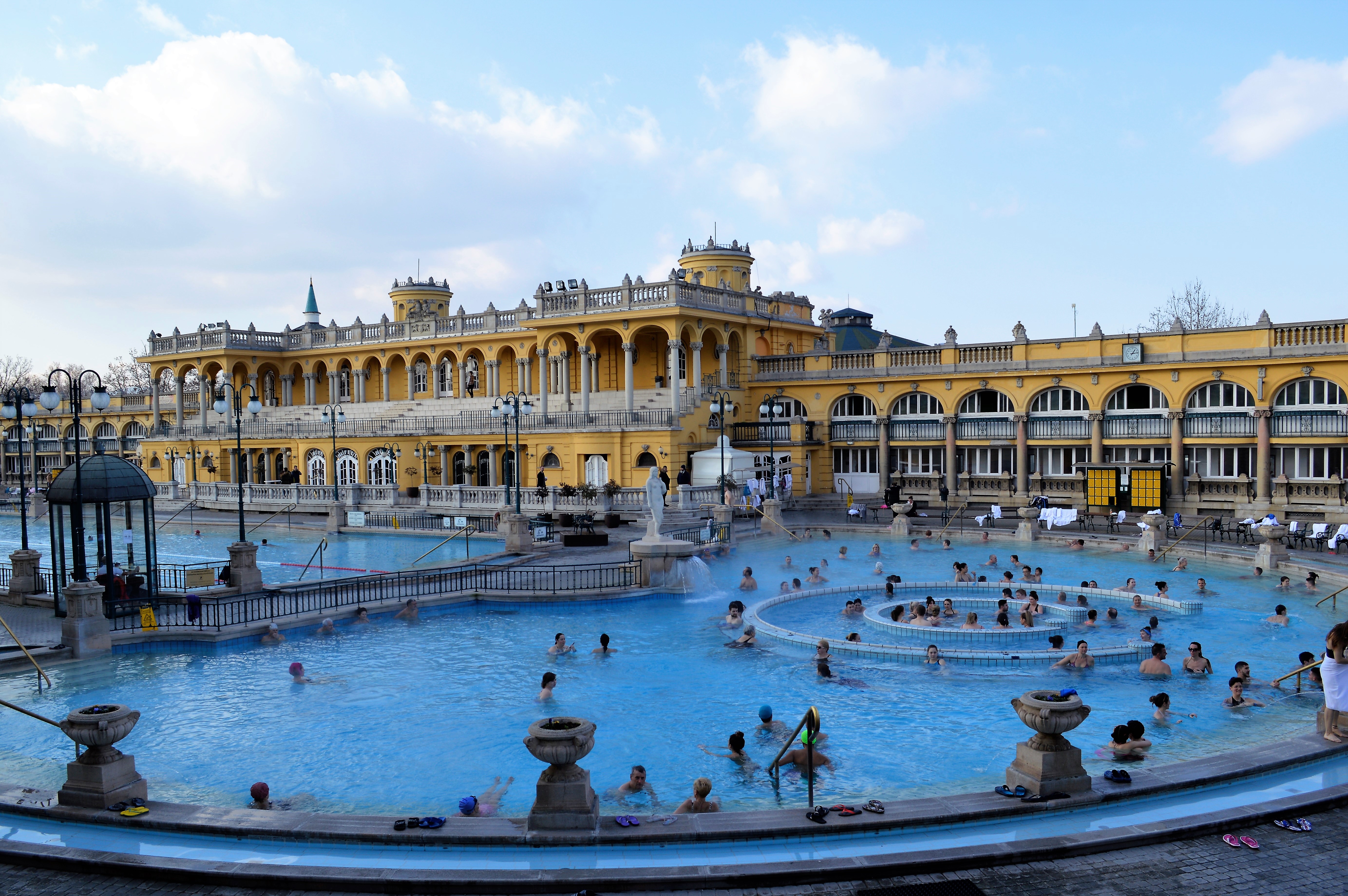 Bains Szechenyi Bains Szechenyi