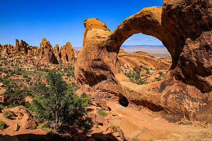 DOUBLE ARCH AT CANYONLANDS