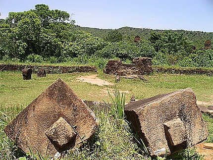 Vestiges Khmer du X et XIème siècle sur le site de My son