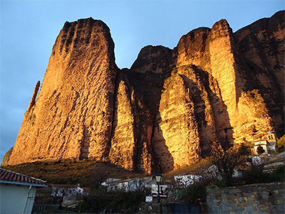 Tombée du soleil sur los Mallos de Riglos