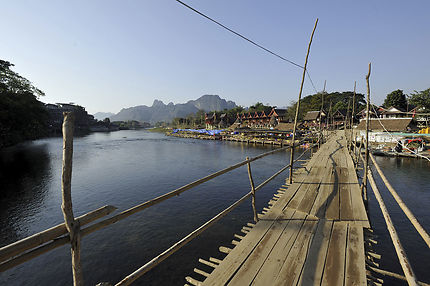 Pont de Vang Vieng