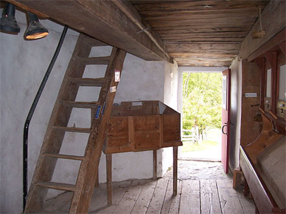 Intérieur du moulin à vent à l'île aux coudres