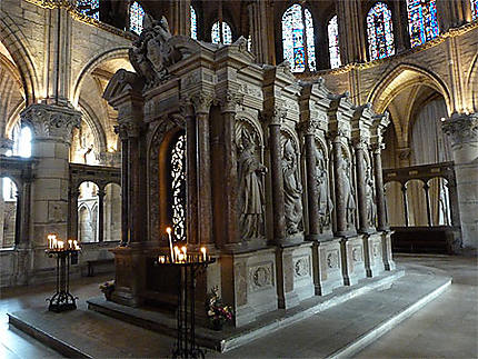 Saint Remi Basilique - Tombeau de St rémi