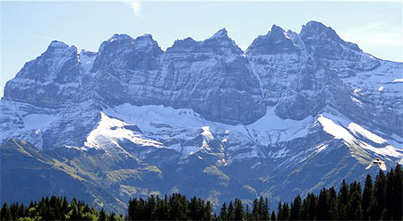 Dents du midi depuis Champoussin Dents du midi depuis Champoussin