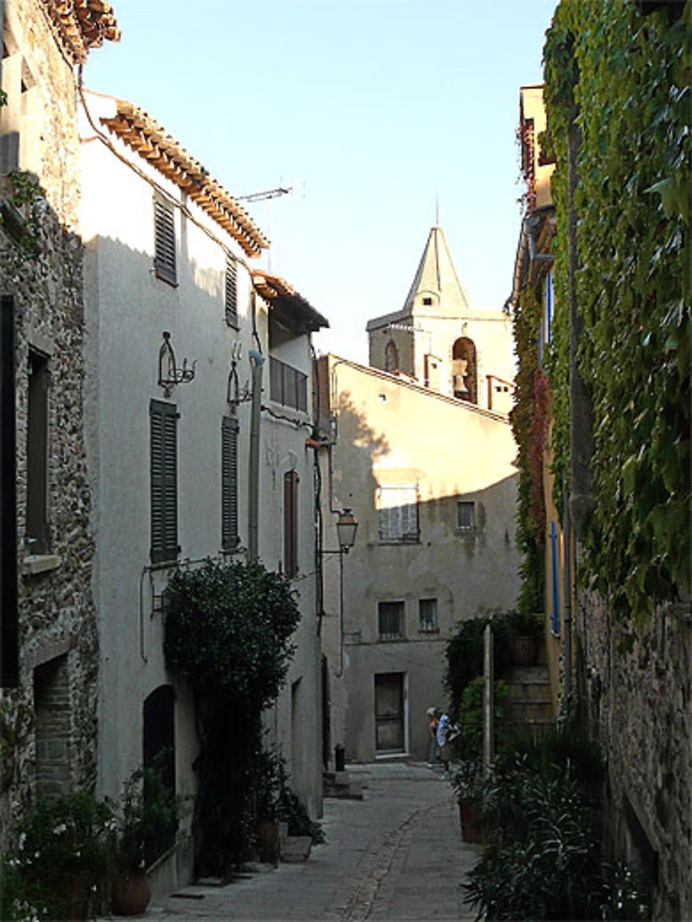 Ruelle du village de Grimaud