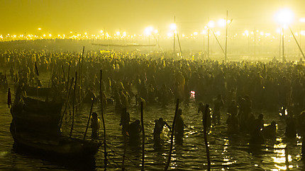 Main Bathing Day à la Kumbha Mela