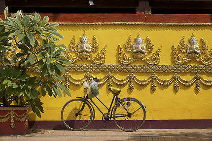 Dans un temple laotien de Vientiane