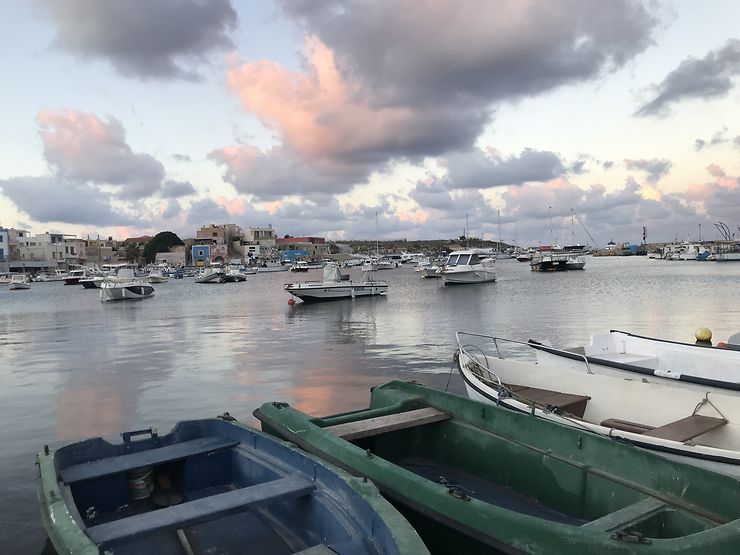 Petit port à Lampedusa - Sicile