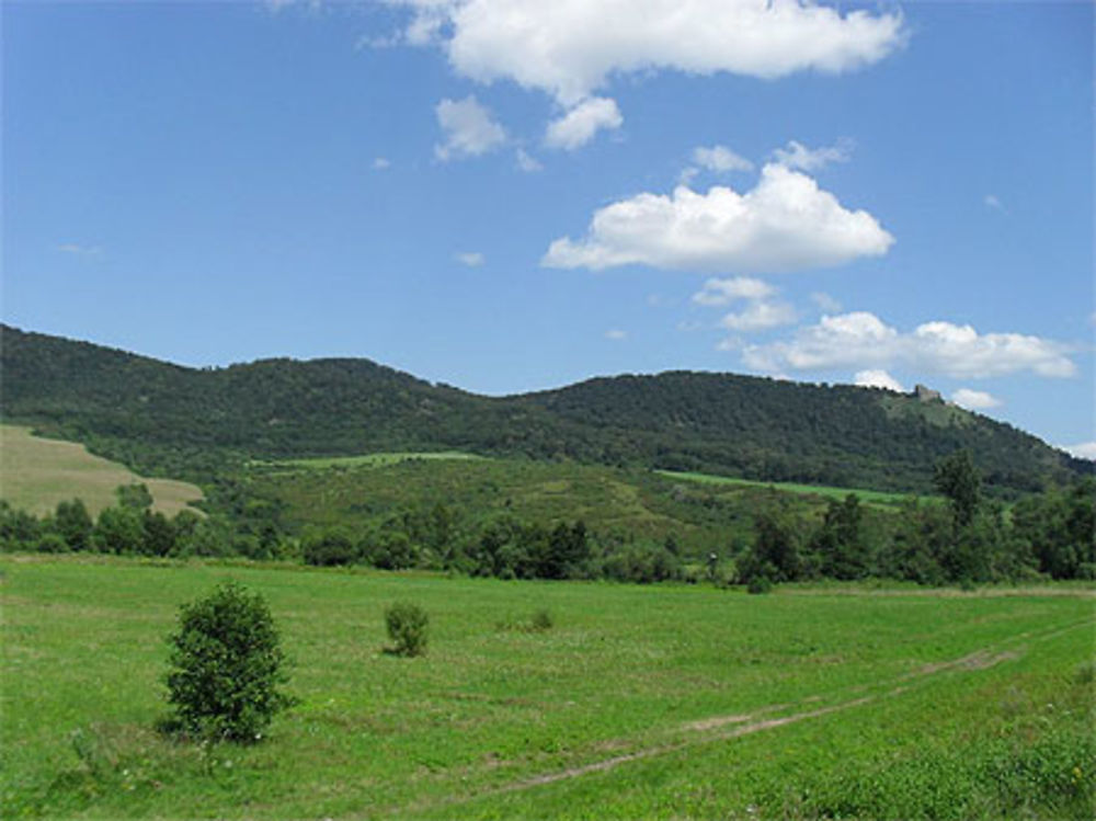 Paysage autour du château de Kapusany