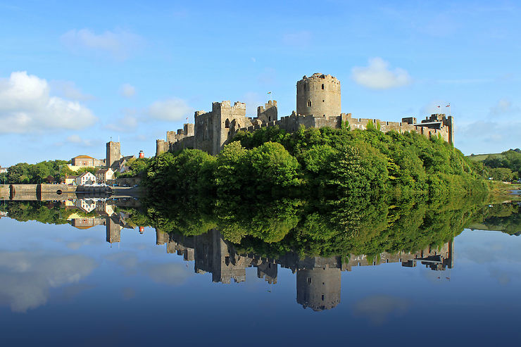 Le Pays de Galles, au fil de l’eau - Qui Est Castel Dans Reine Du Sud